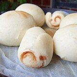 【ダッチオーブンLOVE❤】基本の手捏ねパン
